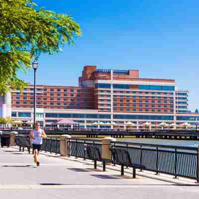 Hyatt Regency Jersey City Hotel Exterior