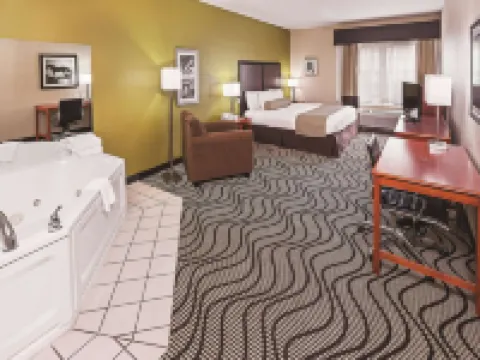 La Quinta Inn & Suites by Wyndham Corpus Christi Northwest Hotels in Corpus Christi