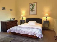 Manoir des Tuileries du Buisson Hôtels à : Verneuil-sur-Avre