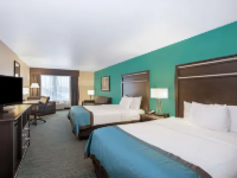 La Quinta Inn & Suites by Wyndham Sioux Falls スーフォールズのホテル