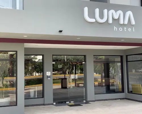 Hotel Luma by Kavia Hotels near Chedraui Selecto