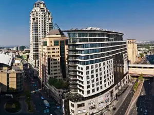 Davinci Suites