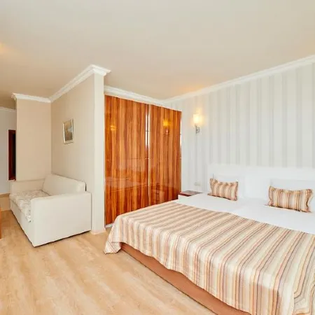 Penelopa Palace Apart Hotel & Spa