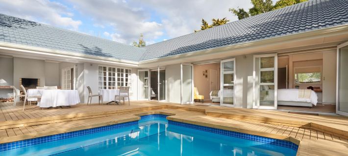Outeniqua Inn Hotels in George
