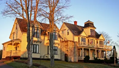 The Maple Inn B&B Hotels near Joggins Fossil Cliffs & Centre