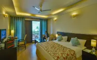 Heevan Villas Sonamarg Hotels near Nichnai Lake
