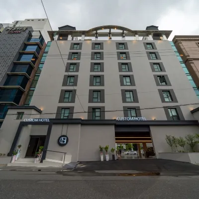 Custom Hotel Отели рядом с достопримечательностью «Пляж Ilsan»