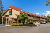 HomeTowne Studios Princeton - Ewing/ Lawrenceville Hotels in Lawrence Township
