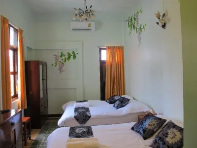 Baan Napak Hotels in 
