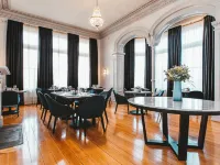 Maylands Lodge Hotels near Tabor College