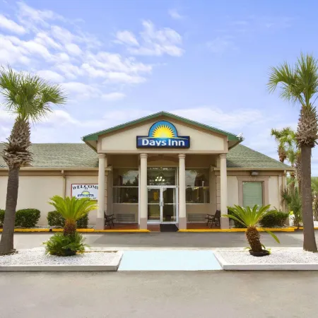 Days Inn by Wyndham Hardeeville/ I-95 State Line