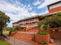 Bella Vista Resort Hotels in Satara