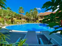 Monte Carlo Luxury Condominiums - Uima-altaat