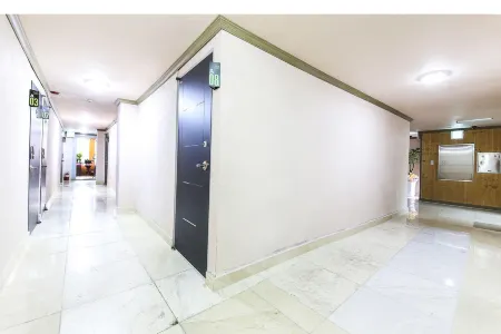 Dubai Motel Отели рядом с достопримечательностью «Daejeon Convention Center»