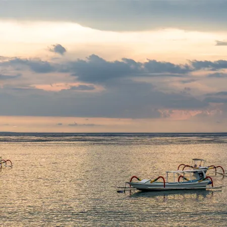 Calatagan's Bahay Kubo - with Beach Access