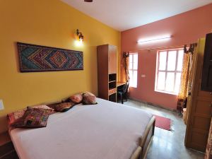 Ganpati Home (PG House) by Ganpati Guest House