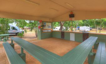 BIG4 Aussie Outback Oasis Holiday Park