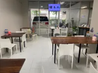 The Campus Hotels in Khlong Luang
