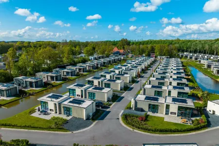 EuroParcs Buitenhuizen Отели в г. Velsen-Zuid