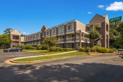Quality Inn Northlake Các khách sạn gần Mercer University Atlanta Campus