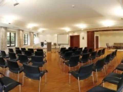 Der Pinzger Hotels in Stumm