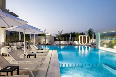 Sapphire Horizon Suites Hôtels à : Inachori