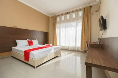 RedDoorz Syariah at Hotel Putri Gading Bengkulu Hotel a Bengkulu
