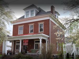 Colonial House on Main