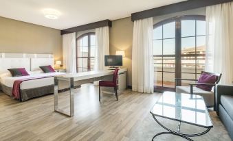Ilunion Golf Badajoz - Housity