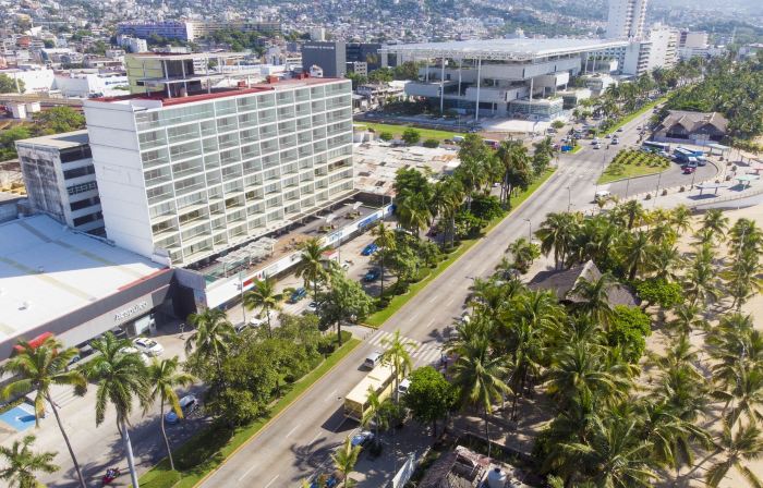Ramada by Wyndham Acapulco Hotel & Suites