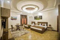 Leader Hotel