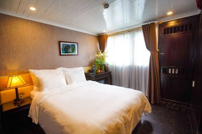 Deluxe Cabin, 1 Queen Bed, Ocean View