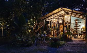 Baan Hotelier Resort