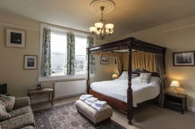 Grosvenor Villa