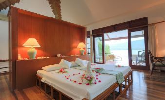 Badian Island Wellness Resort