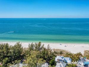 Anna Maria Island Edgewater Bungalow