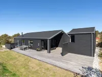 "Helli" - 650m from the Sea ティステズのホテル