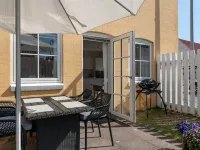 "Cornel" - 290m from the Sea Hotels in Lonstrup