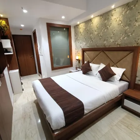 Hotel Saffron Inn Thane West