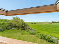 "Nevis" - 1.5km from the Sea