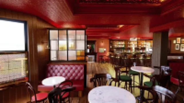 เดอะ มาโลน โฮเทล