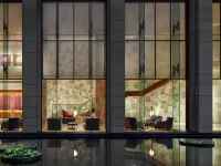 Park Hyatt Chennai Отели рядом с достопримечательностью «Гора Святого Томаса»
