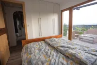 Vineyard Cottage Sonce