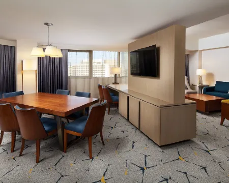 Sheraton Gateway Los Angeles Hotel Rooms Photos