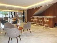 W Three Style Hotel Makassar