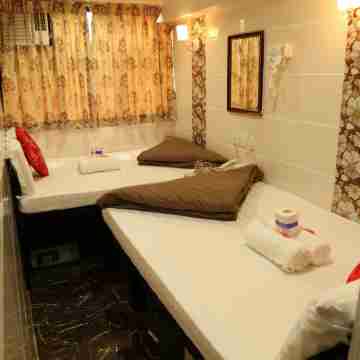 New Shanghai Guest House Fitness & Recreational Facilities