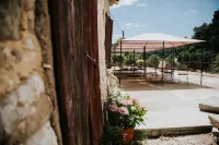 Le Moulin Camoula Hotels in Carros
