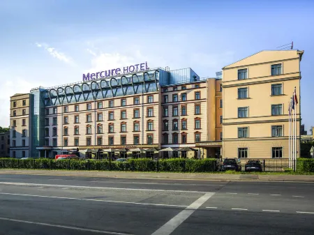 Mercure Riga Centre Отели рядом с достопримечательностью «Латвийская академия наук (LZA)»