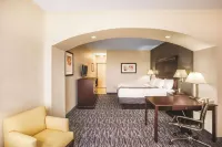 La Quinta Inn & Suites by Wyndham Allen at the Village