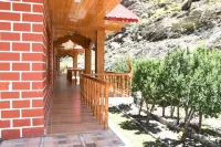 Hotel Royal Hillcrest Hotels in Gangotri